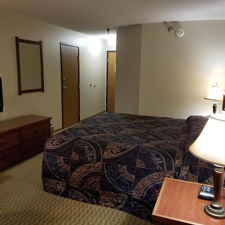 Prairie Inn Vermillion Dış mekan fotoğraf