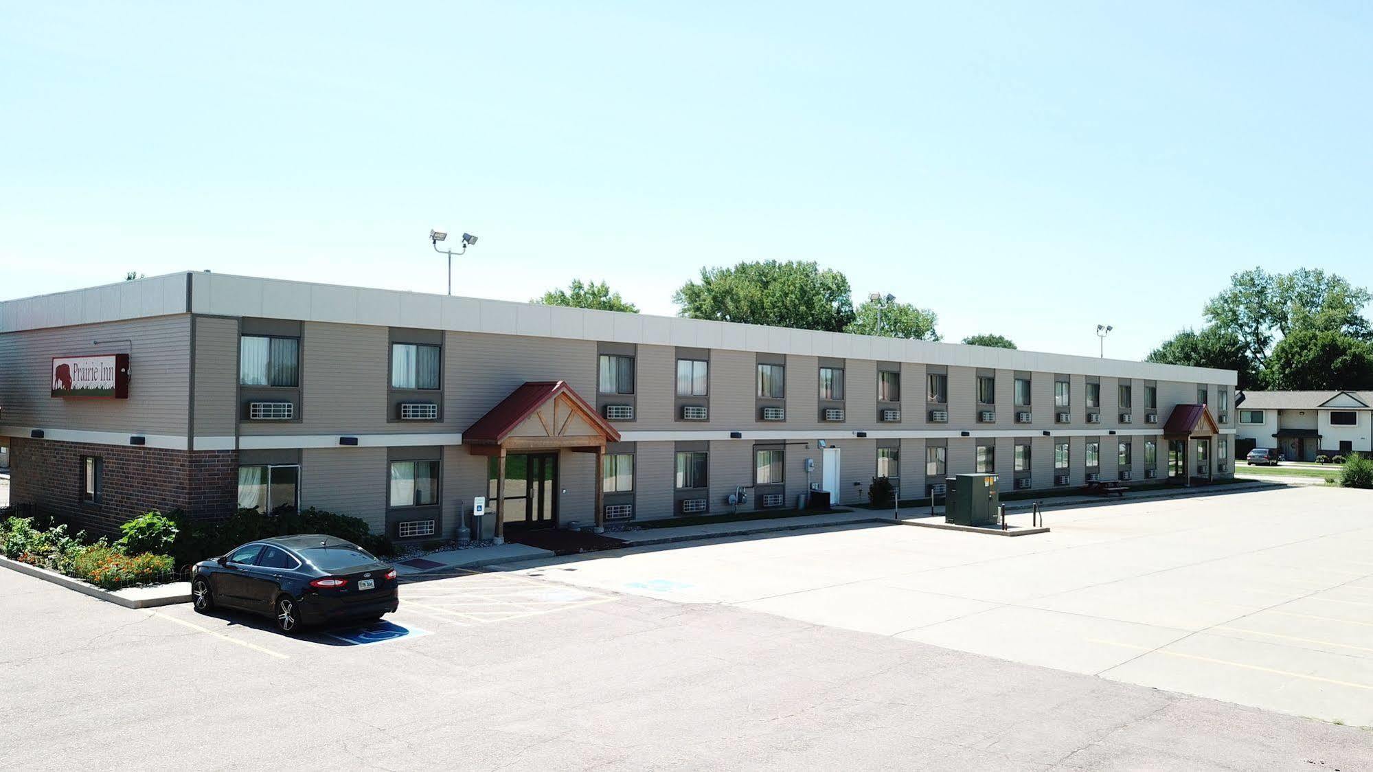 Prairie Inn Vermillion Dış mekan fotoğraf