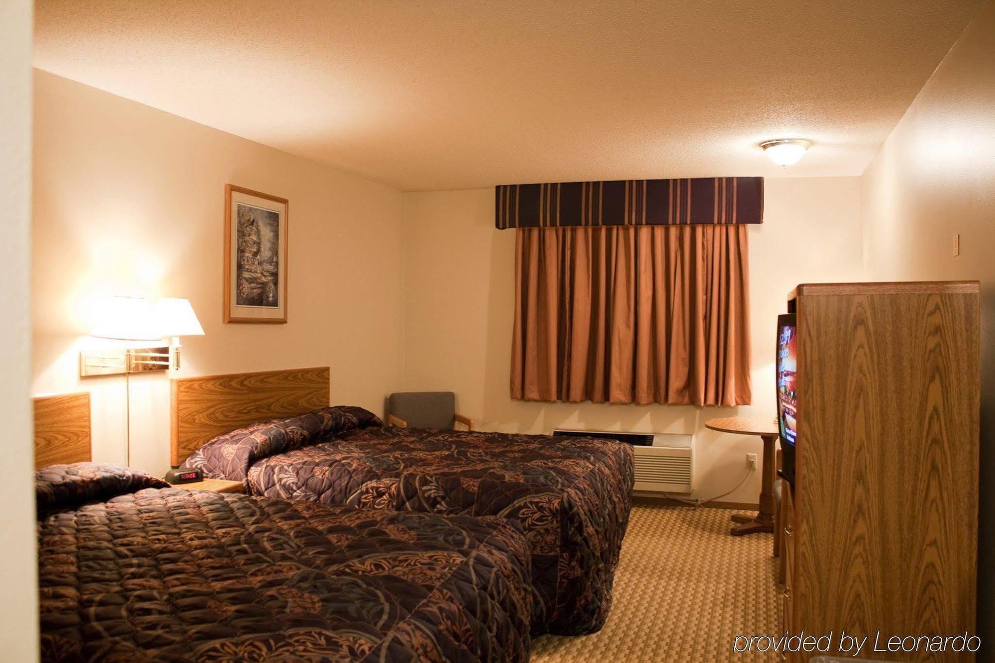 Prairie Inn Vermillion Dış mekan fotoğraf