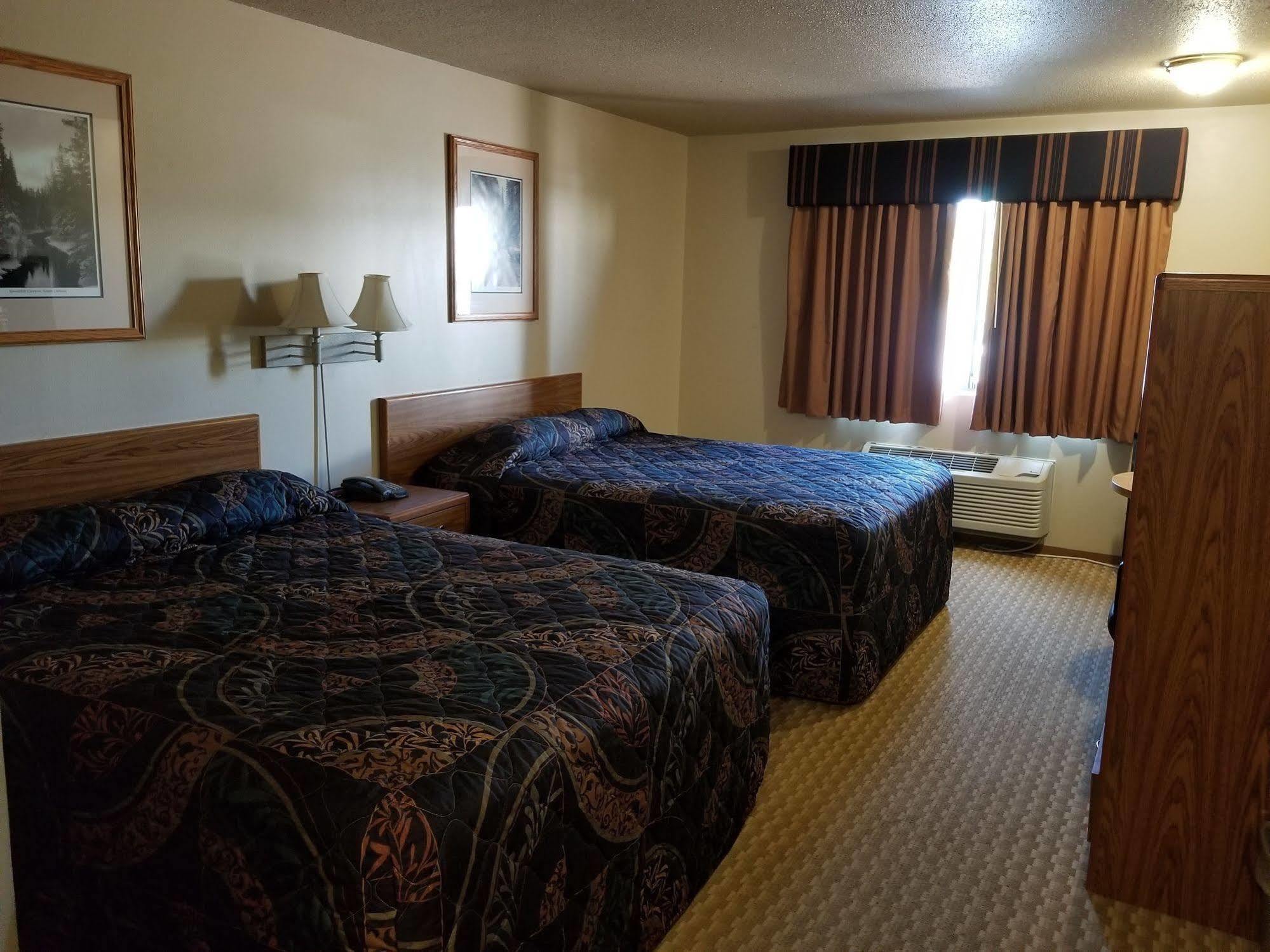 Prairie Inn Vermillion Dış mekan fotoğraf