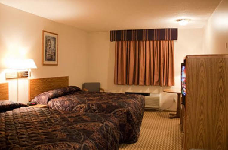 Prairie Inn Vermillion Dış mekan fotoğraf