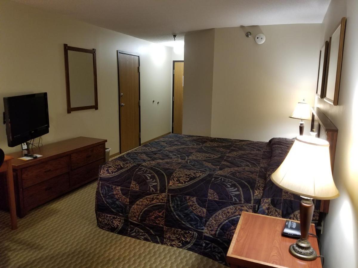 Prairie Inn Vermillion Dış mekan fotoğraf
